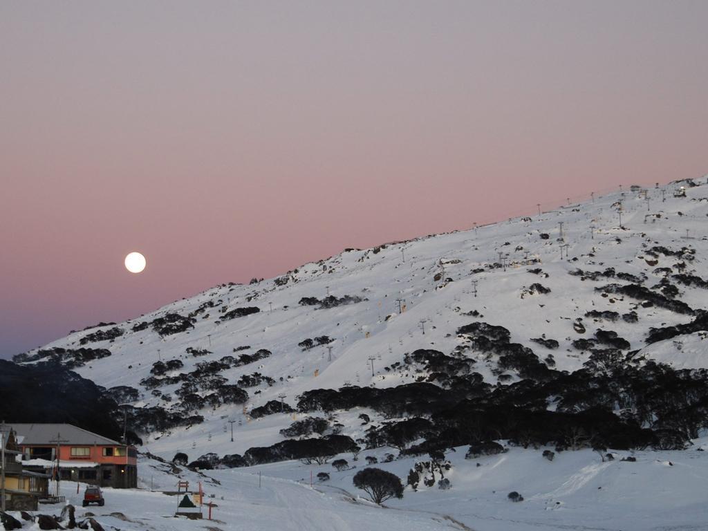 Perisher Manor Hotel Perisher Valley Dış mekan fotoğraf